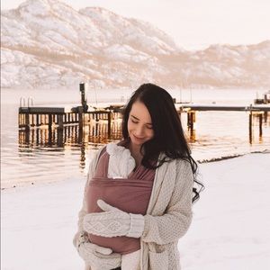 Solly baby wrap in a pinky purple color